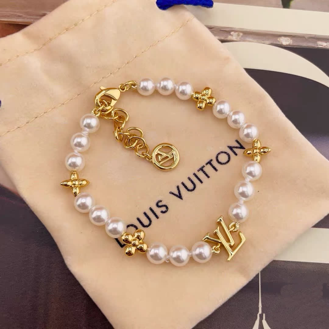 Louis Vuitton Pearl & Gold Bracelet and Necklace Set